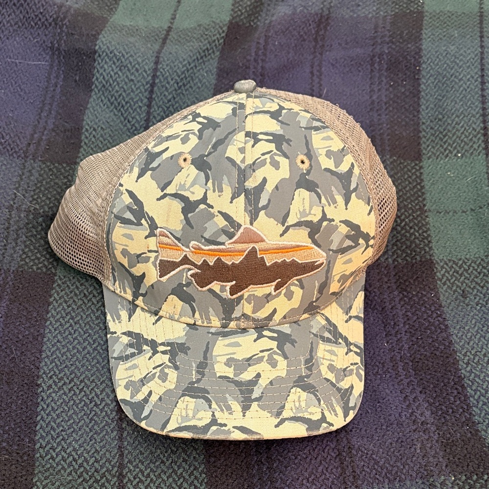 Patagonia Camo trout hat